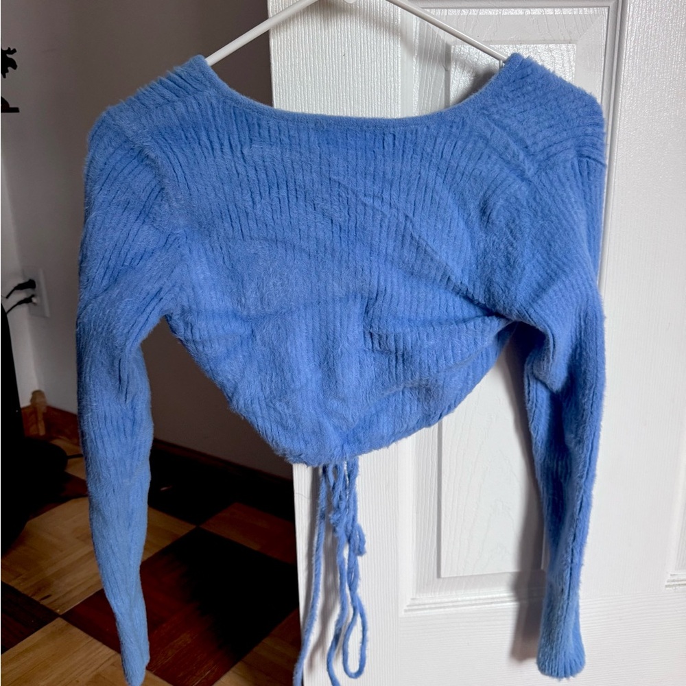 White Fox blue cropped sweater